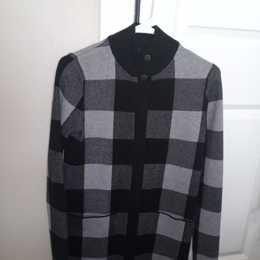 Max studio sweater coat